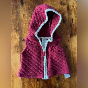 Carters NB quilted hooded vest
